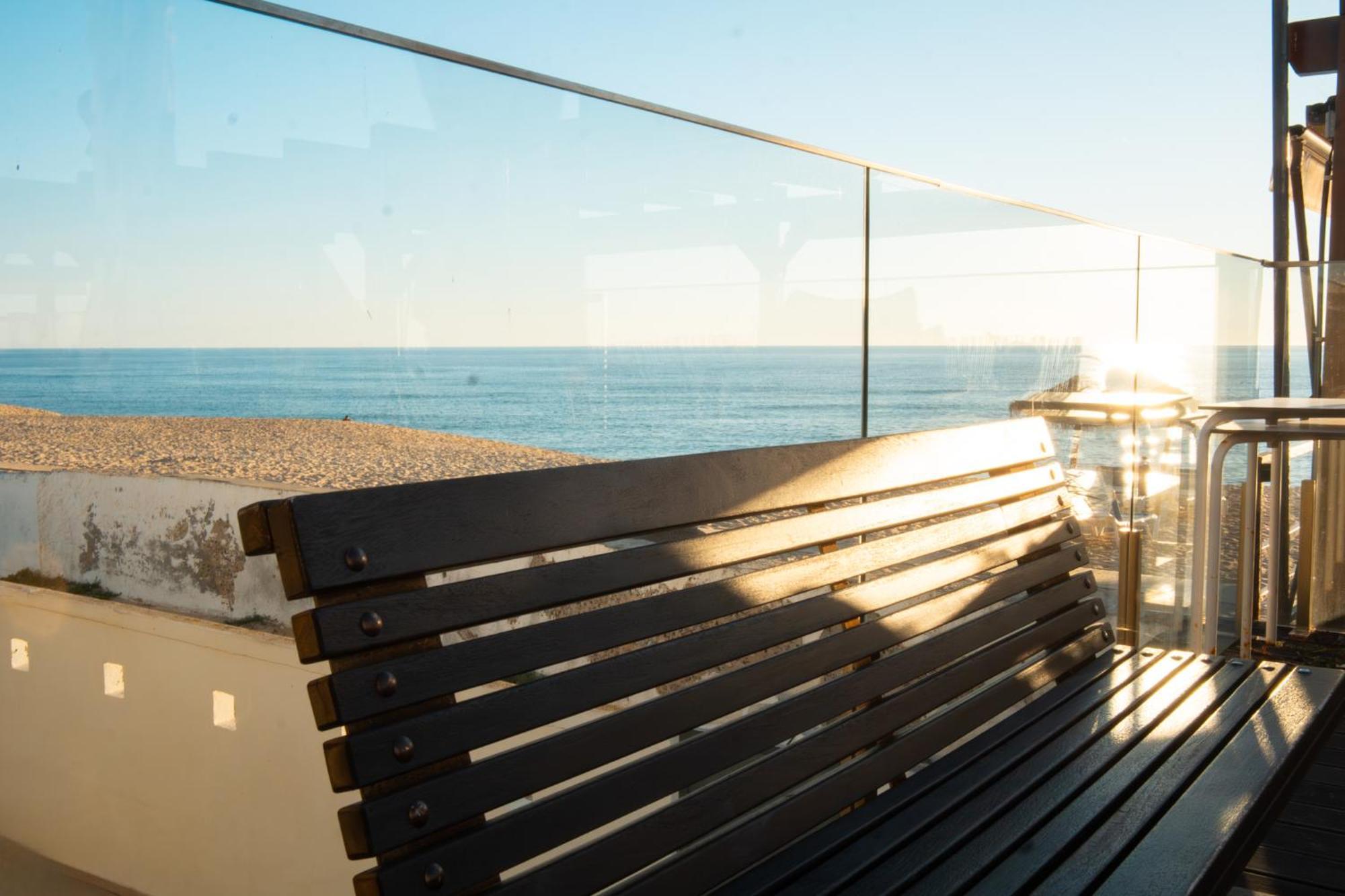 Wax Suite Life Is A Beach FAO Exterior photo