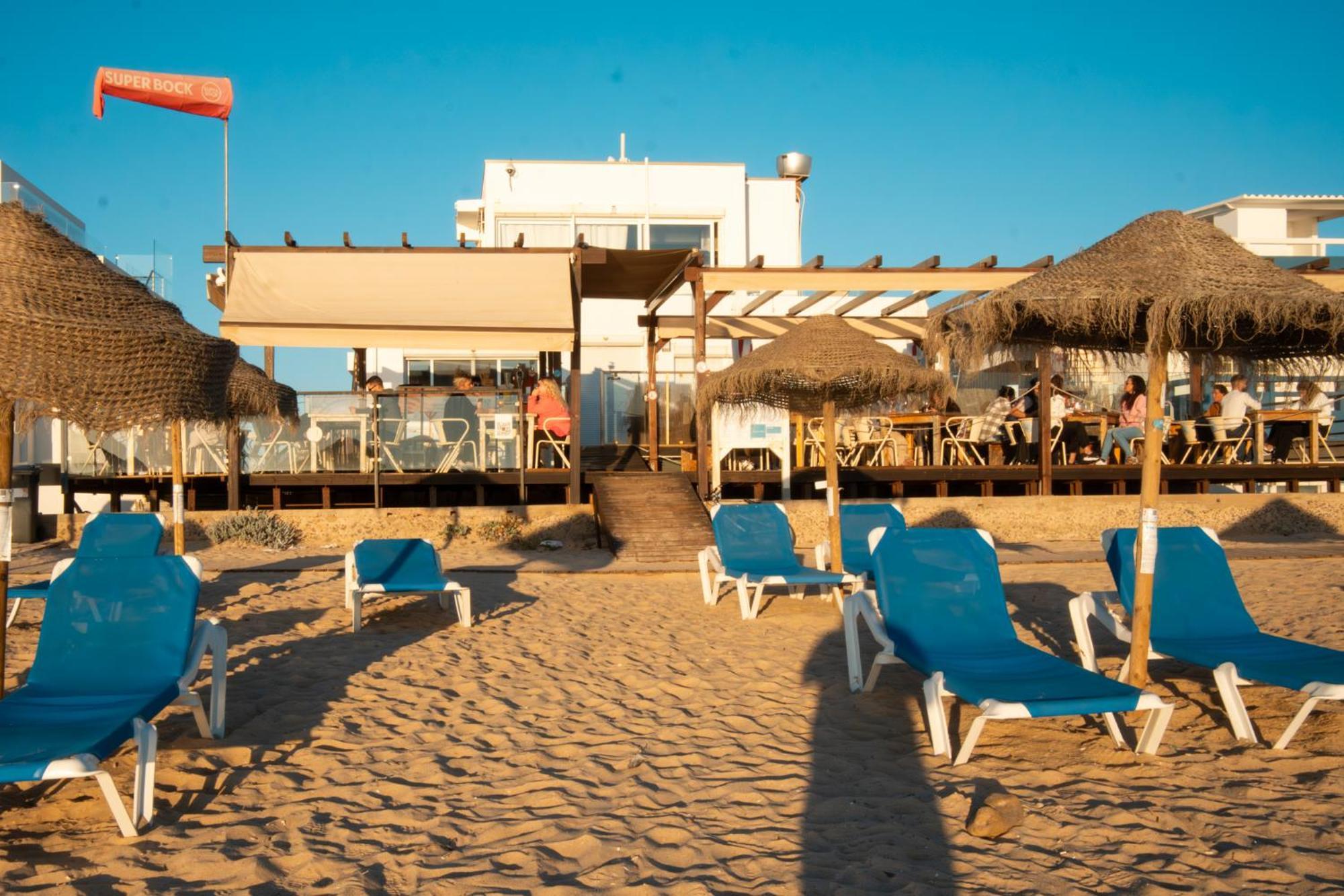Wax Suite Life Is A Beach FAO Exterior photo