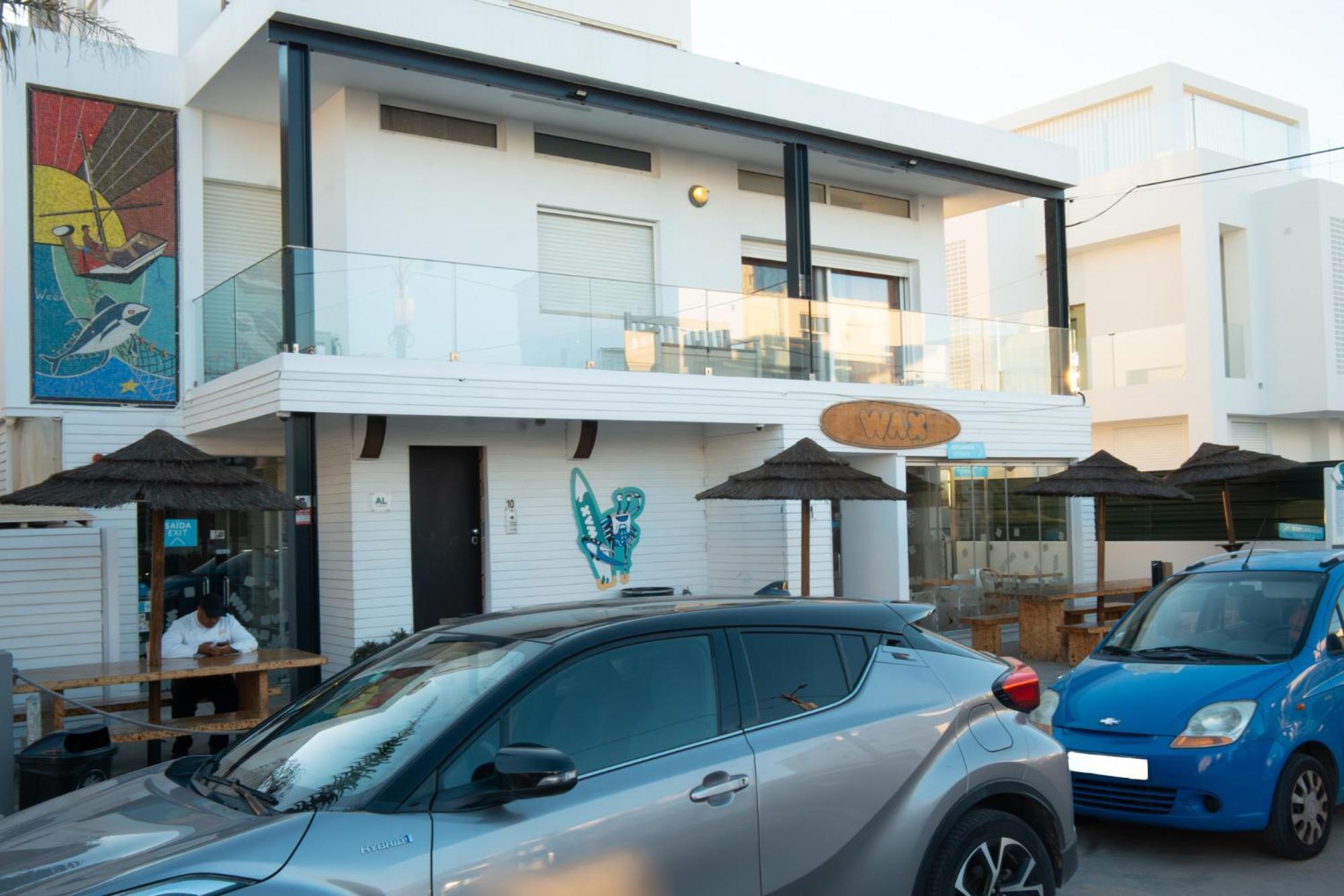 Wax Suite Life Is A Beach FAO Exterior photo