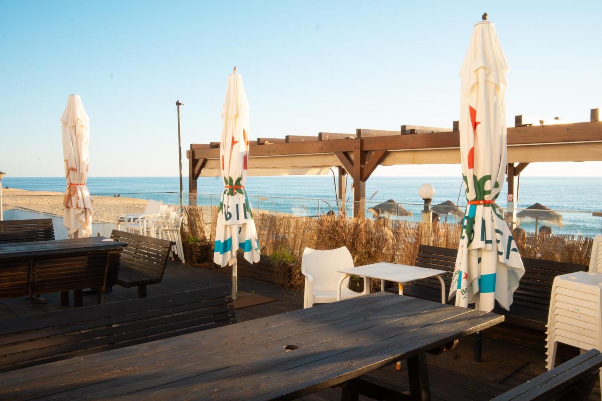Wax Suite Life Is A Beach FAO Exterior photo
