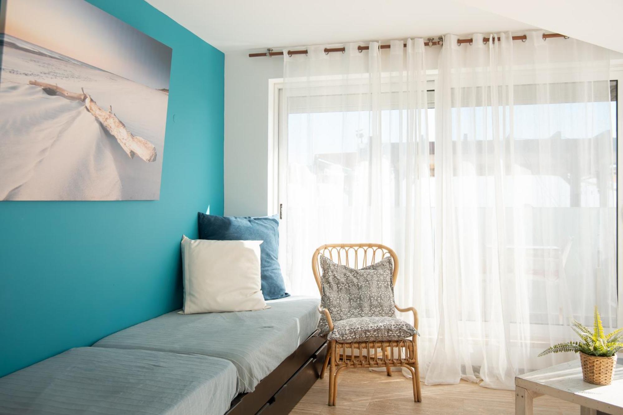 Wax Suite Life Is A Beach FAO Exterior photo